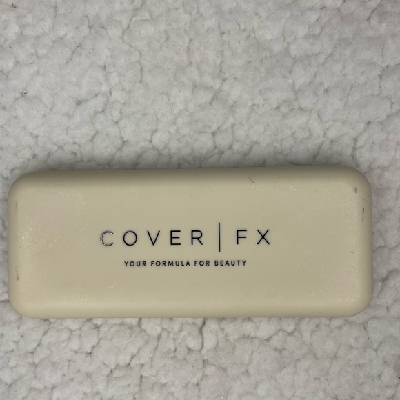 CoverFX Custom Enhancer Palette - Picture 2 of 3